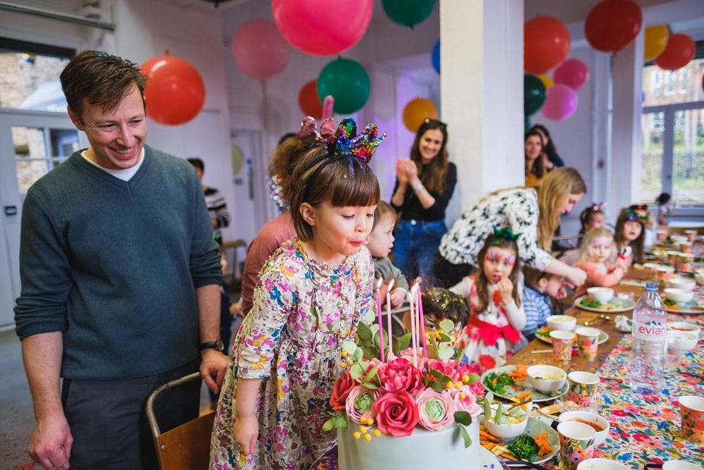 childrens party photographer london nadia5 026 1000x667 - A 5th birthday party in Camden