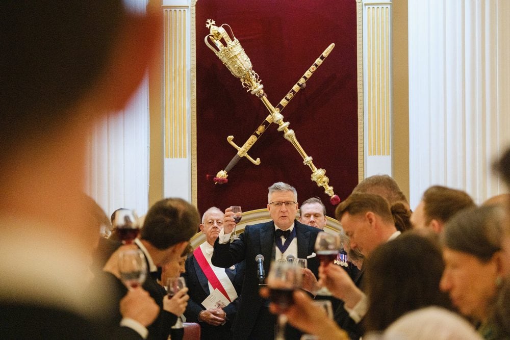 Guests raising a toast during the Lord Mayor’s speech in the Egyptian Hall at Mansion House