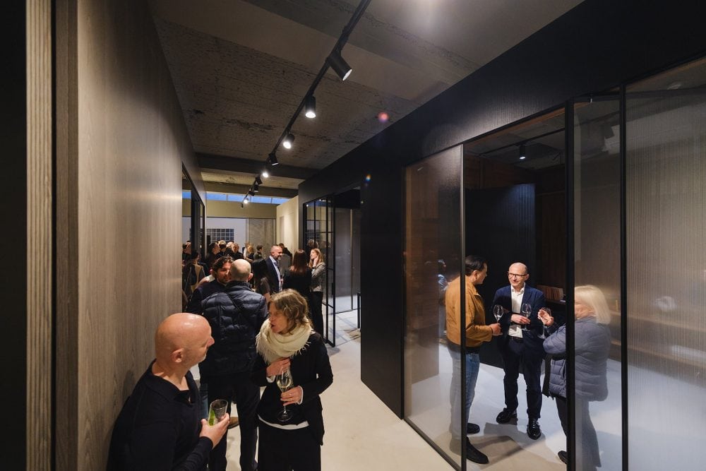london event photographer launch party lualdi 016 1000x667 - Lualdi London showroom launch party